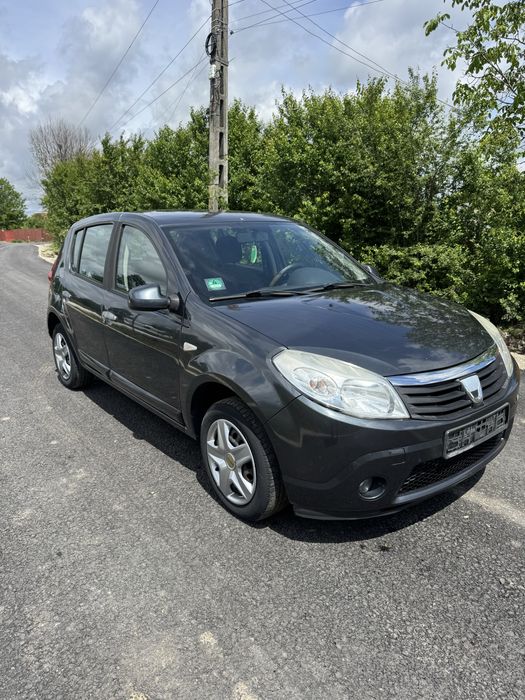 Dezmembrez Dacia Sandero , Logan 2005-2012 euro 3,4,5 1.4 1.6 1.5