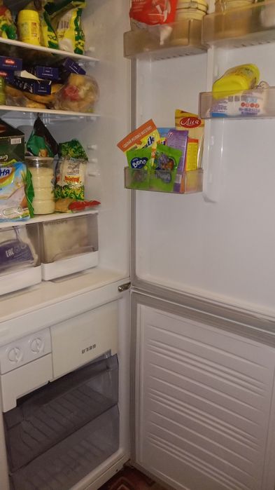 Продам холодильник samsung на запчасти