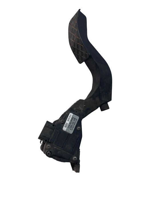 Pedala De Acceleratie Volkswagen Passat Estate 3B5 1997 - 2001 8D17215