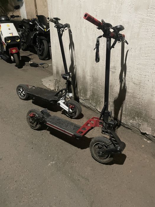 Продам срочно электросамокат Kugoo G Booster