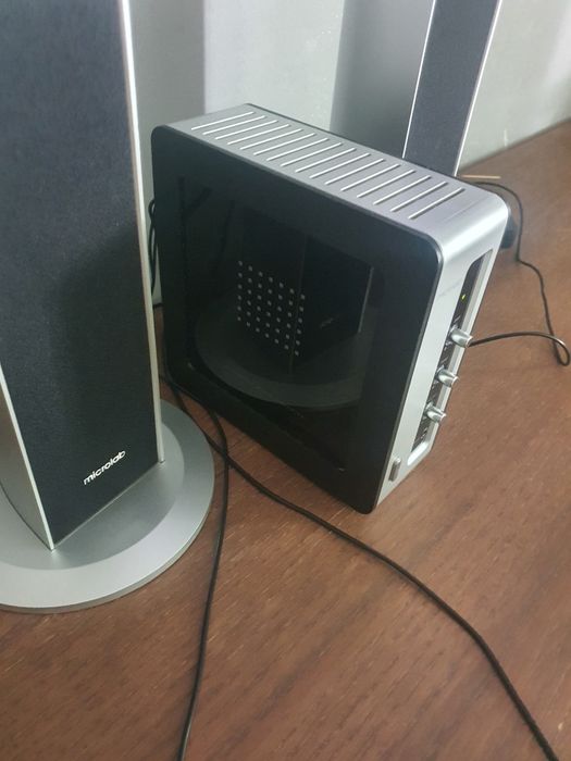 Продам акустическую систему Microlab