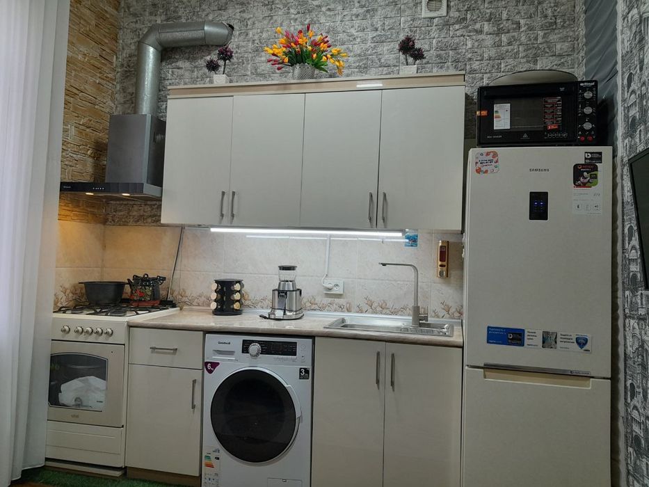 Продажа Чиланзар 1, 2/4/4, высокопотолочка