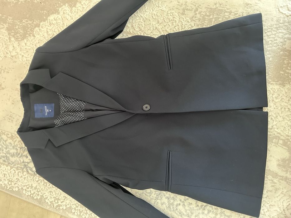 школьная форма на девочку(пиджак,юбка-шорты)