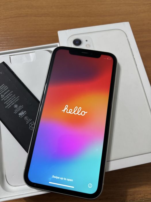 iPhone 11 память 128