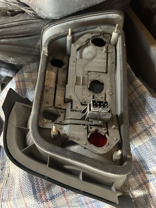 Продам задние фанари на бмв е36