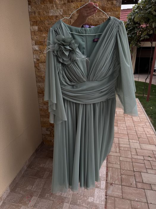 Rochie ocazie midi