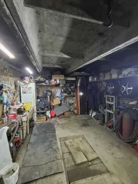 Продам гараж 6*4