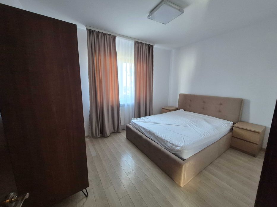 Casa individuala cu 6 camere,curte 500 mp,mobila noua