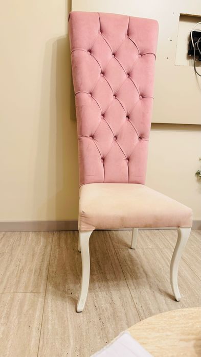 Розов стол Кадифе