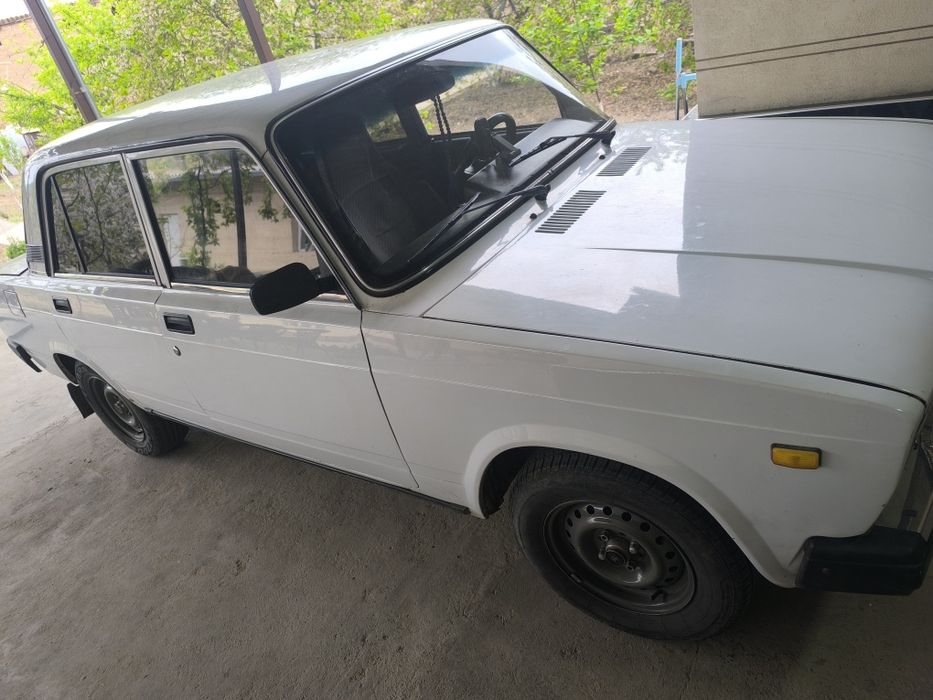 Vaz 2107 Sotiladi