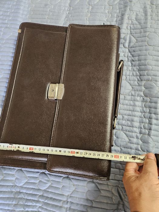 Портфель коричневый новый