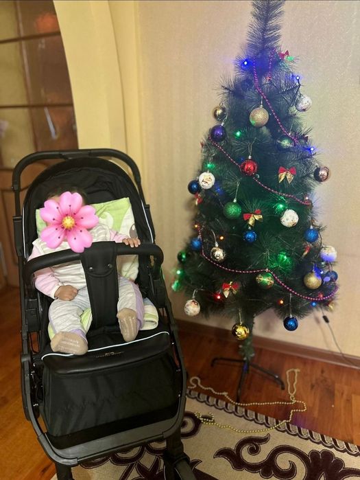 Продам коляску 20000тг