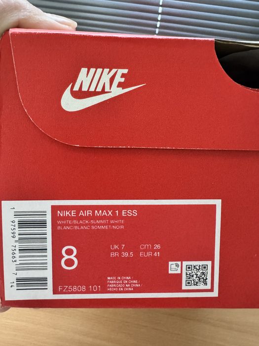 Кроссовки Nike Air Max 1 Essential