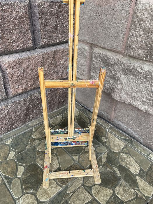 Мольберт, треноги