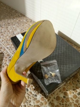 Обувки с висок ток TENDENZ