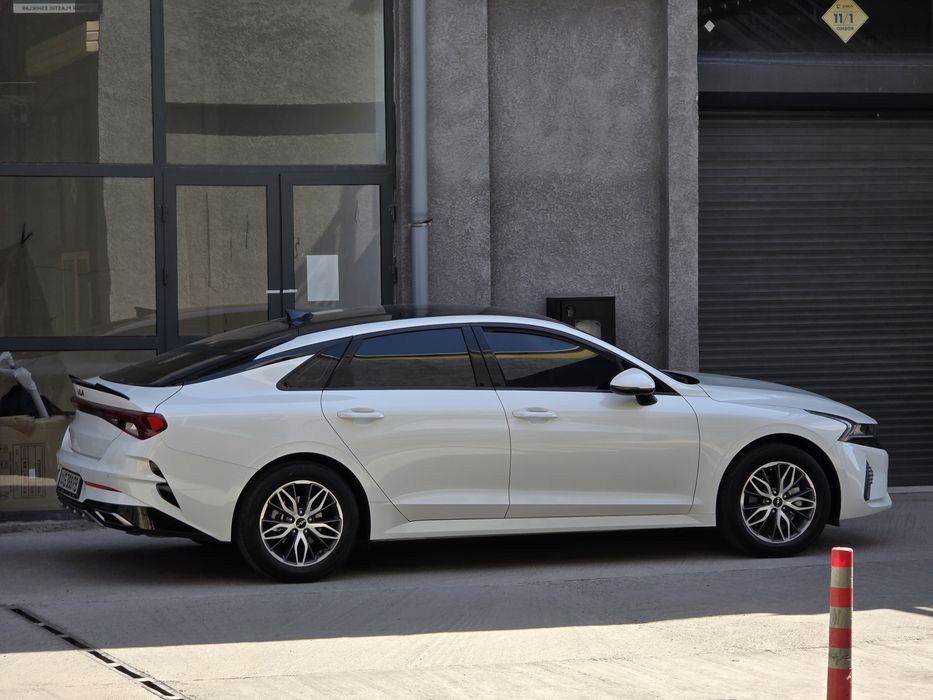 Kia k5.  comfort