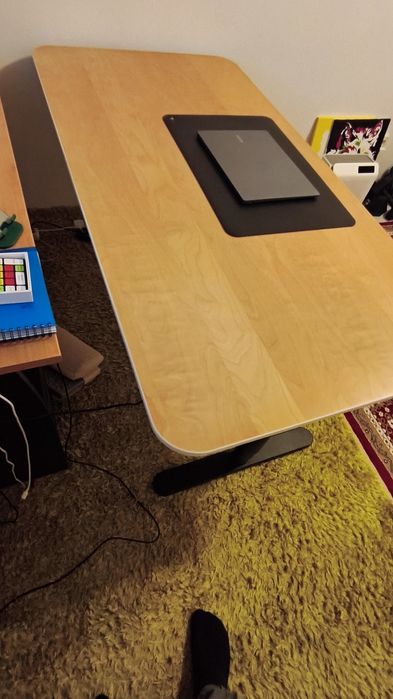 Biroul ajustabil pe înălțime electric 160x80 , 63-124 cm inaltime