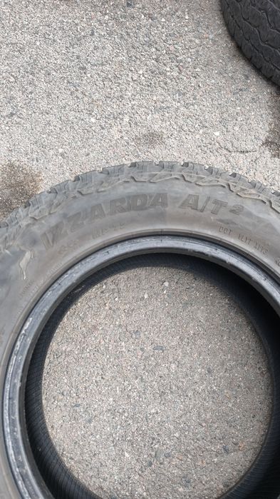 Продам Шины 205/70R15