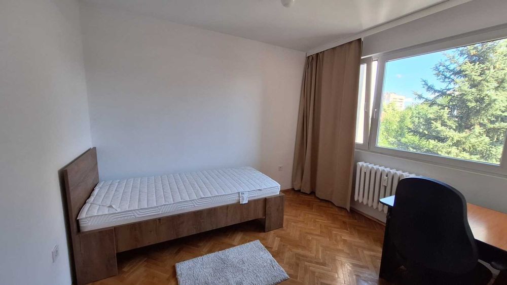 Дава се под наем Четиристаен апартамент в София, Център - 120 кв.м за 849 € - Снимка #3