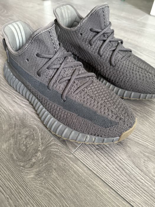 Adidas Yeezy Boost 350 V2