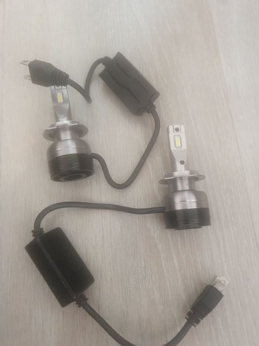 Линза с ксеноном  и led лампы h7