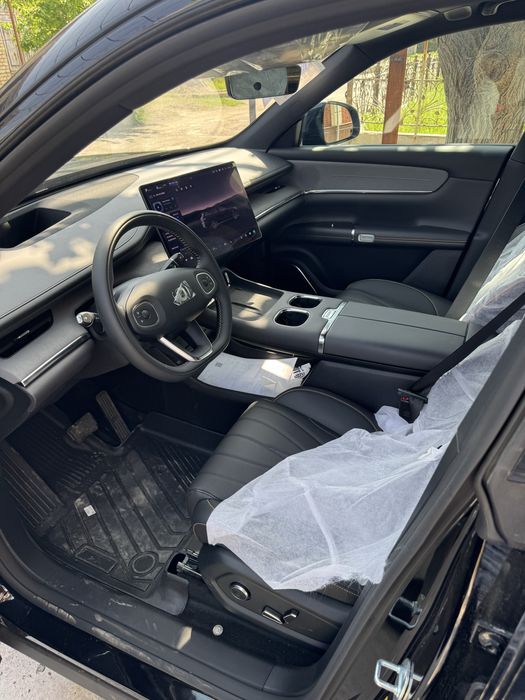 Changan Nevo Q07 срочно продается  full pazitsiya