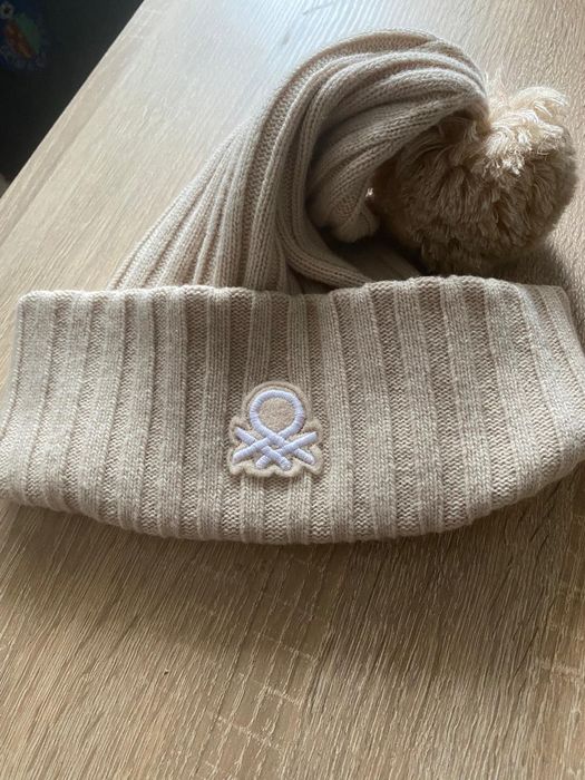 Бенетон оригинална Шапка.