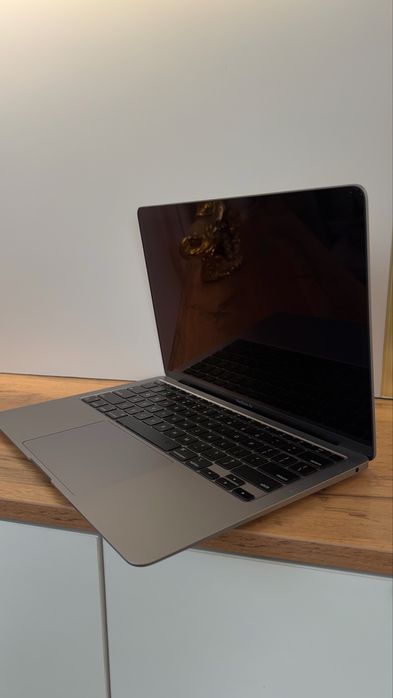 MacBook Air M1 256 ГБ