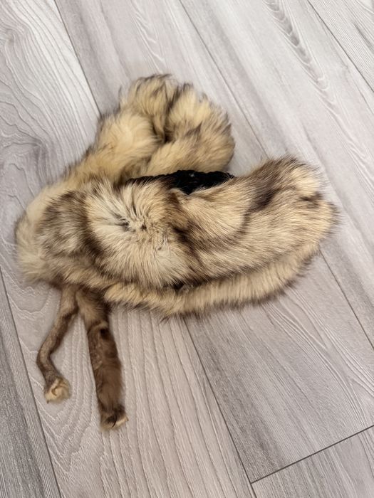 Caciula si guler blana vulpe argintie