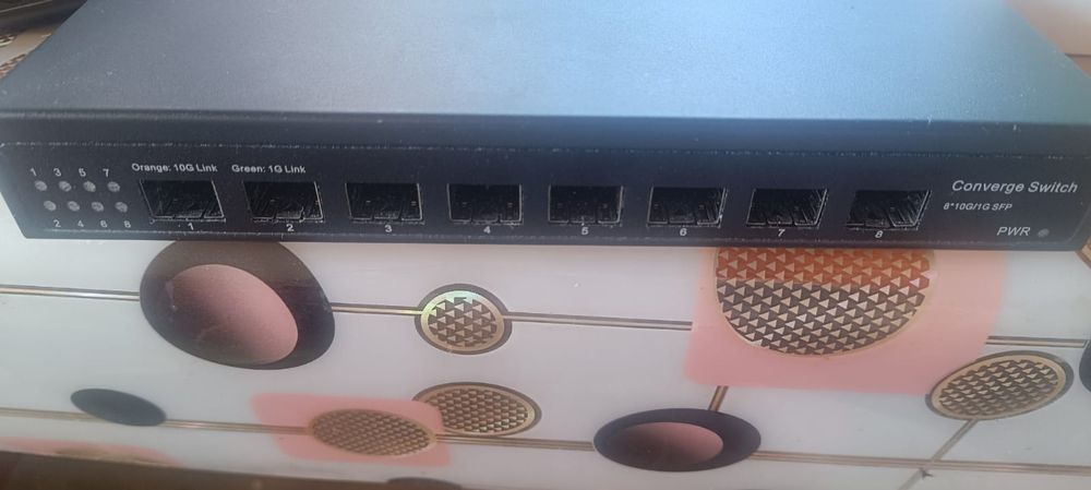 NetWork switch Nf 100 8k. 10G
