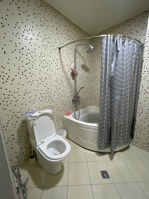 Срочно квартира для девучек