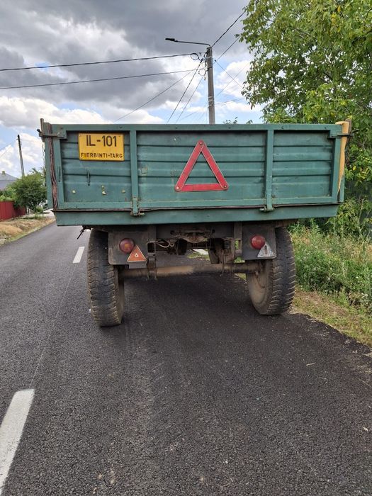 Vând remorcă agricolă