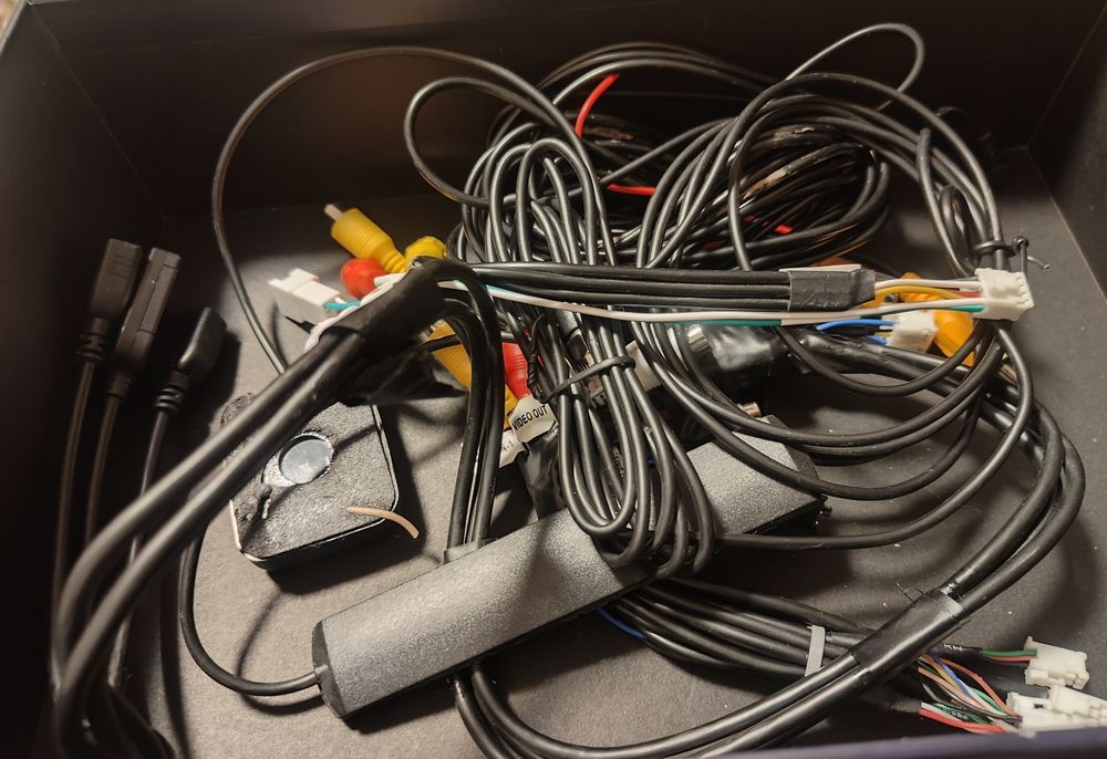 Продаю андроид TS - 4/64G, диагональ 10. Цена 50.000