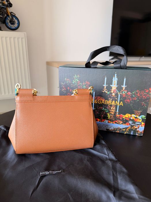 Geantă D&G elegantă damă maro – model clasic (mini)