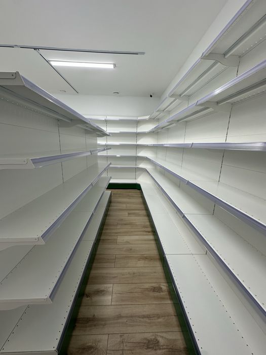 Продаюстя новые торговые полки