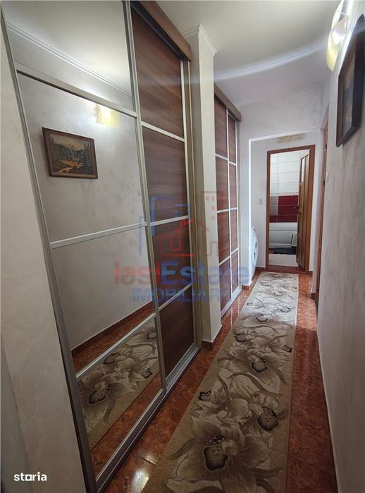 Apartament 3 camere decomandat - Stare impecabila