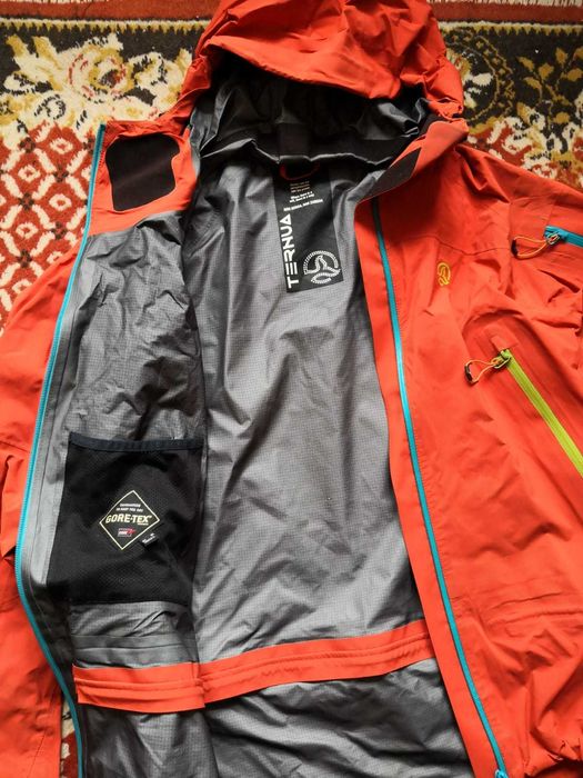 Geaca barbateasca hardshell Ternua Ascent Goretex Pro
