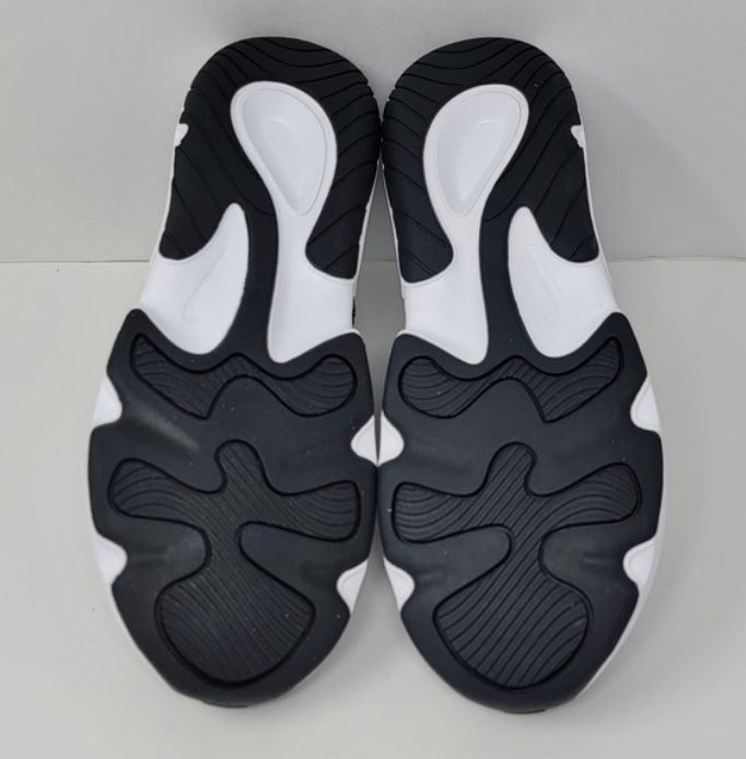 Vand: adidasi Nike Tech Hera (-32%)