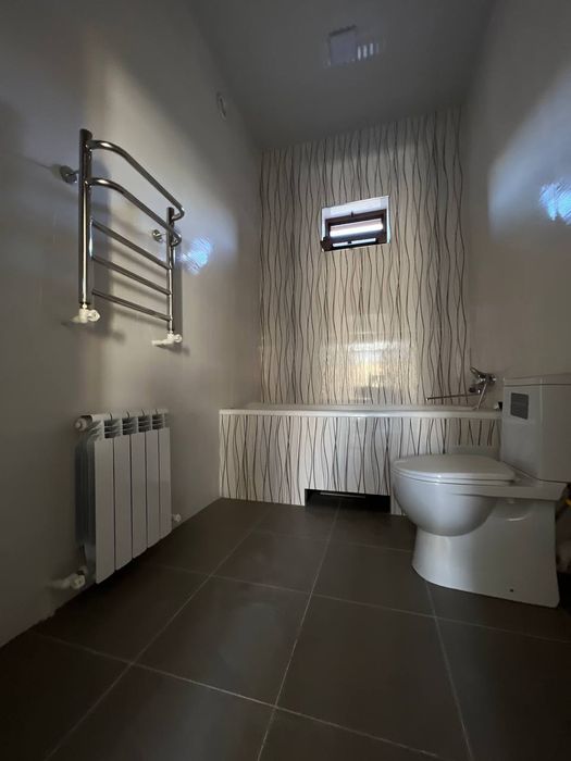 Продам 2 ух этажный дом. На дух сотках. Старые СЕРГЕЛИ