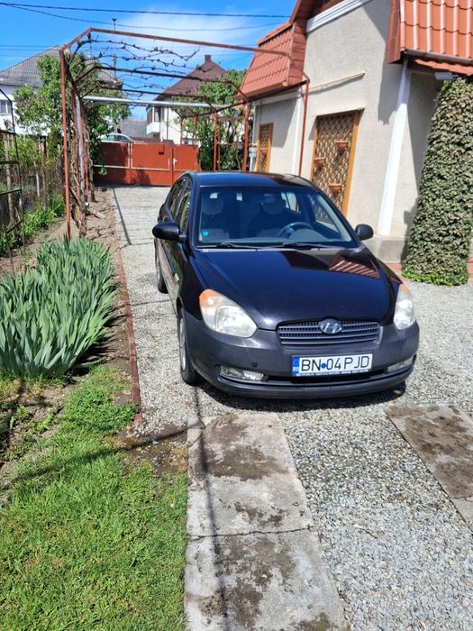 Vând Hyundai accent