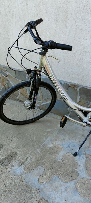 Vând bicicleta utilizate