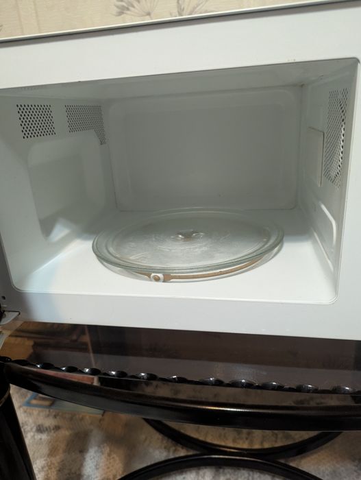 Микроволновка в хор.сост