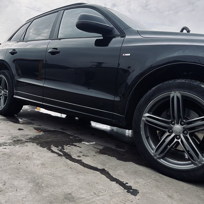 Audi Q5 3Sline all Black
