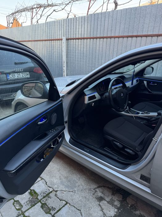 BMW Seria 3 2010 — imagine 3