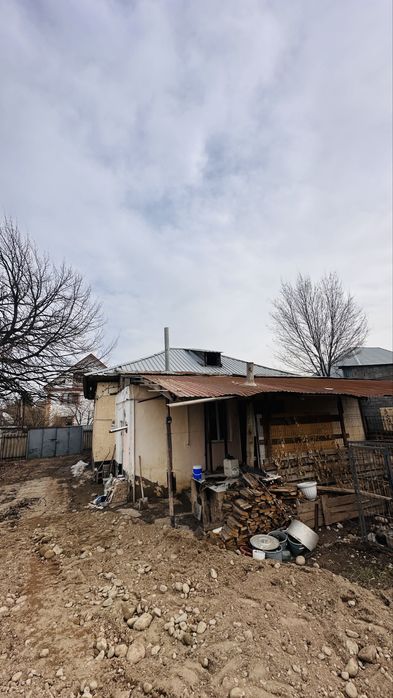 Бесплатно! Дом под разбор с крышей