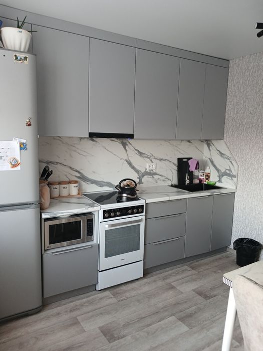 Продам 4 ком квартиру на Грэссе