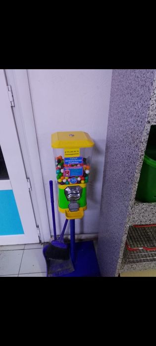 Продам аппарат жвачек