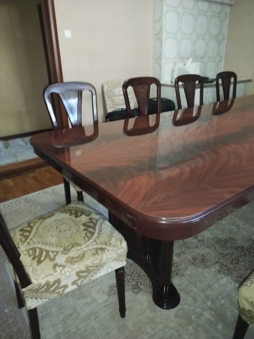 Стол дубовый, Италия