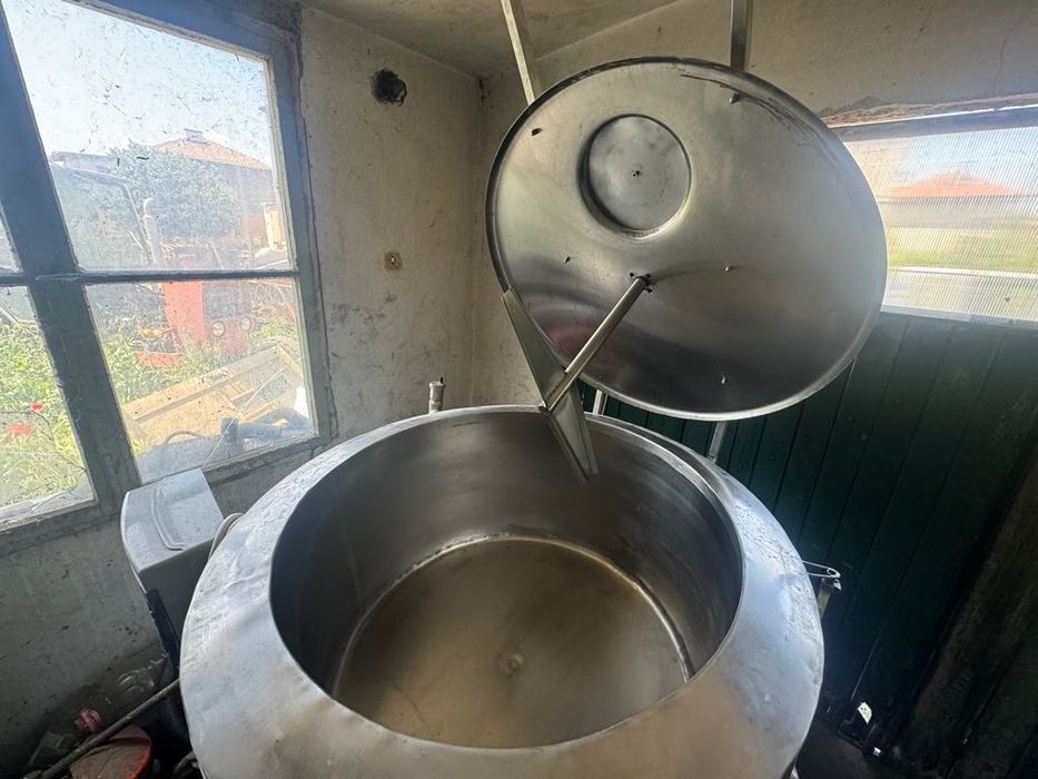 Пастьоризатор за мляко с капацитет 150 литра + сиренарска вана