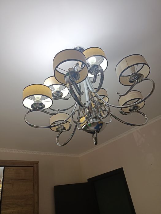 Люстра 9 лампочек